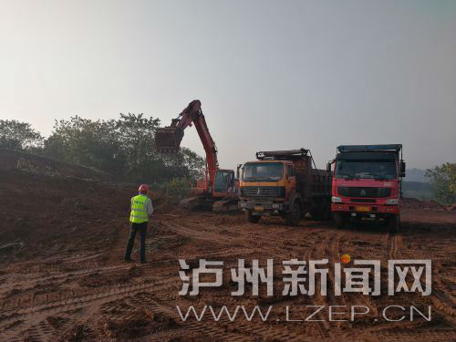 二環(huán)路高新區(qū)段建設現場